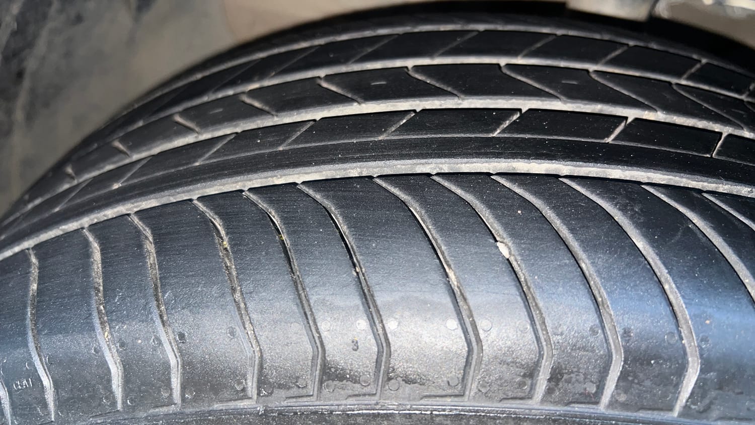 Used 2023 Hyundai Creta S Plus 1.5 Petrol Knight Petrol Manual tyres LEFT FRONT TYRE TREAD VIEW