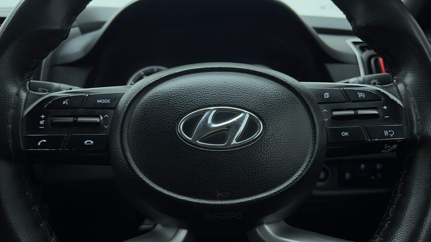 Used 2023 Hyundai Creta S Plus 1.5 Petrol Knight Petrol Manual top_features Cruise control