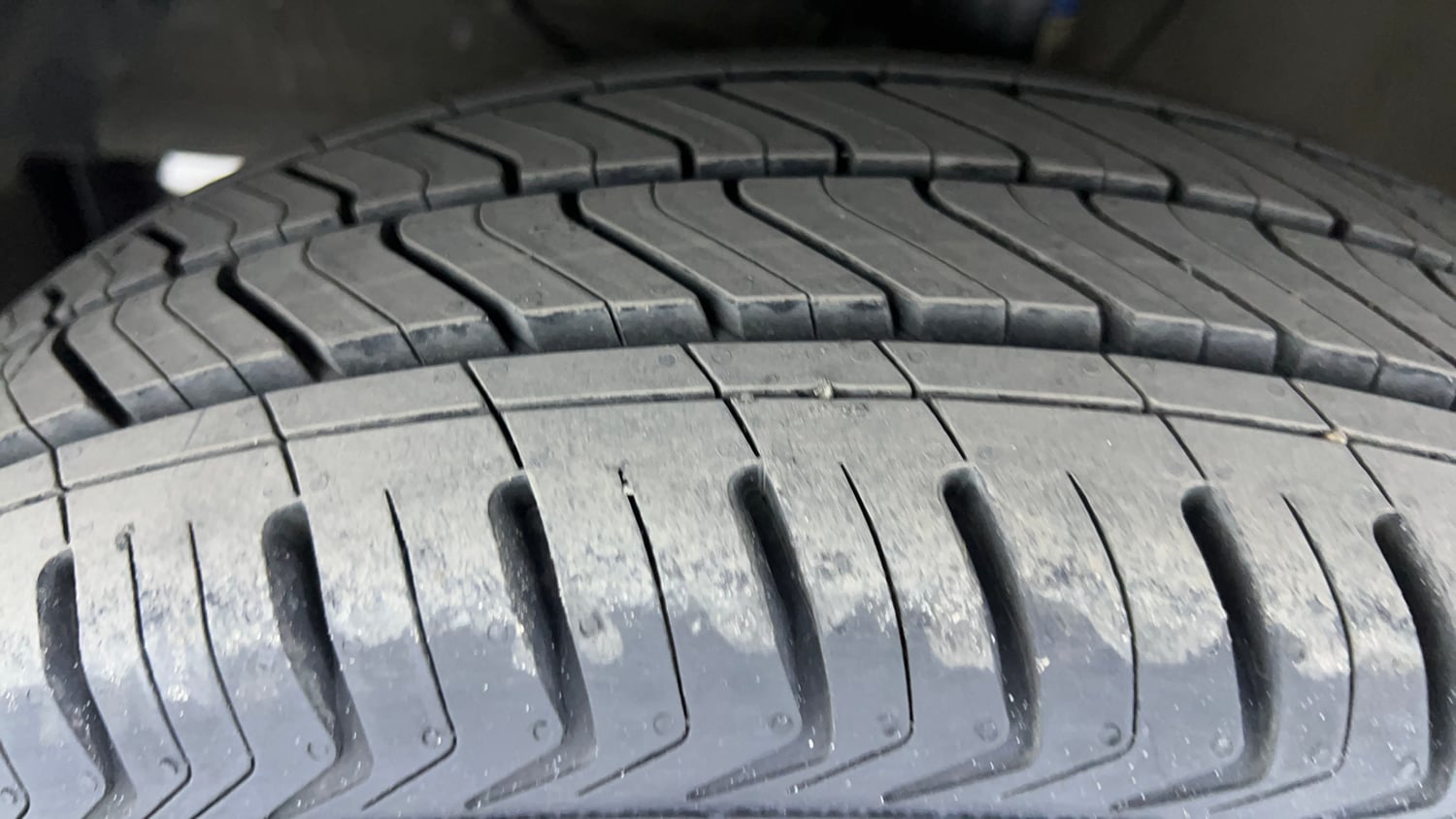 Used 2018 Maruti Suzuki Dzire ZXi Plus AMT Petrol Automatic tyres LEFT FRONT TYRE TREAD VIEW