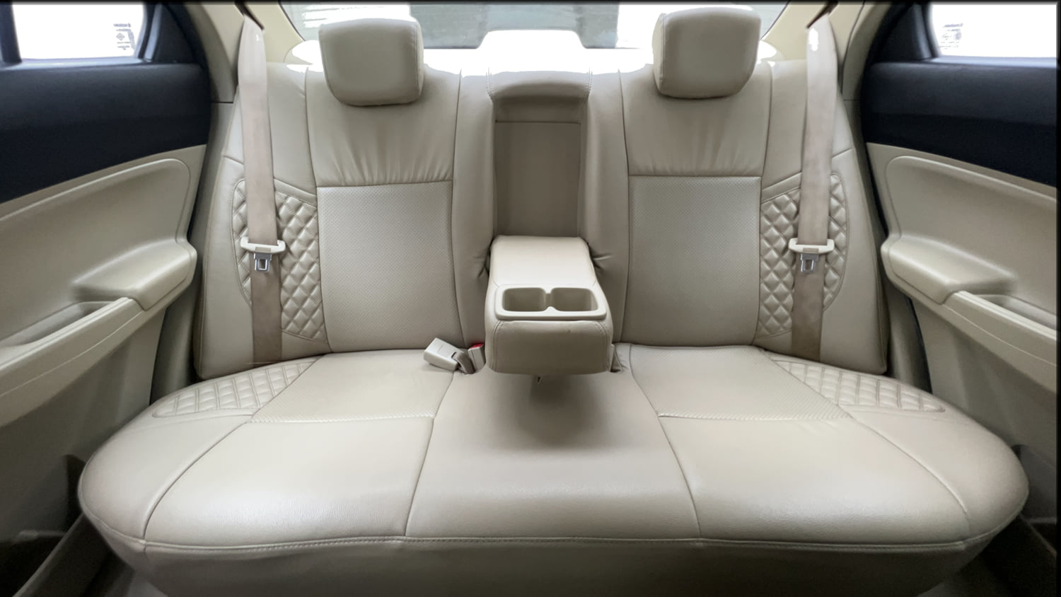 Used 2018 Maruti Suzuki Dzire ZXi Plus AMT Petrol Automatic interior REAR SEAT CONDITION VIEW