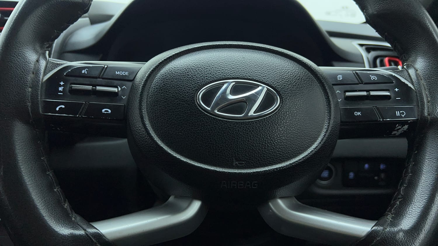 Used 2023 Hyundai Creta S Plus 1.5 Petrol Knight Petrol Manual top_features Airbags