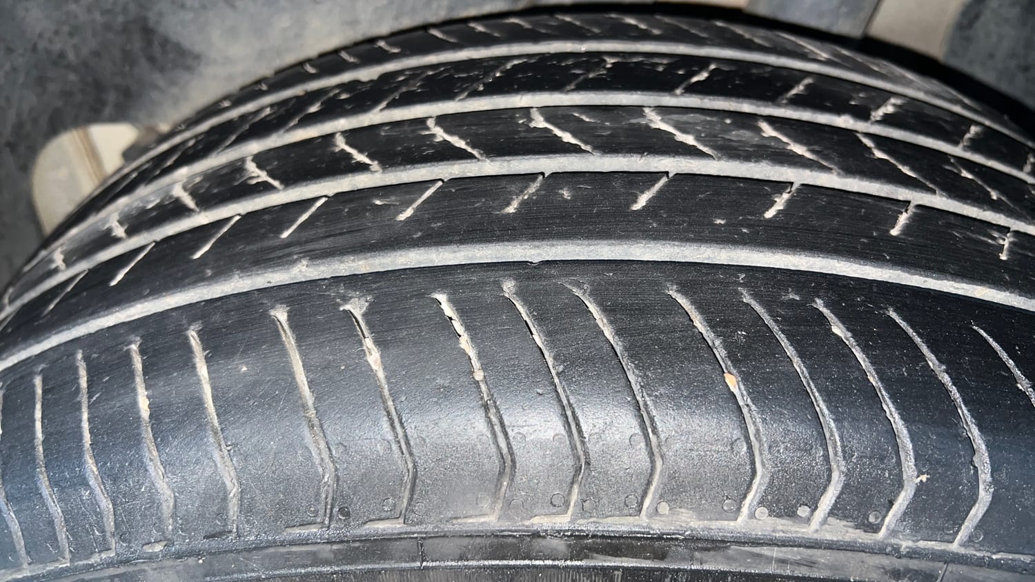 Used 2023 Hyundai Creta S Plus 1.5 Petrol Knight Petrol Manual tyres LEFT REAR TYRE TREAD VIEW