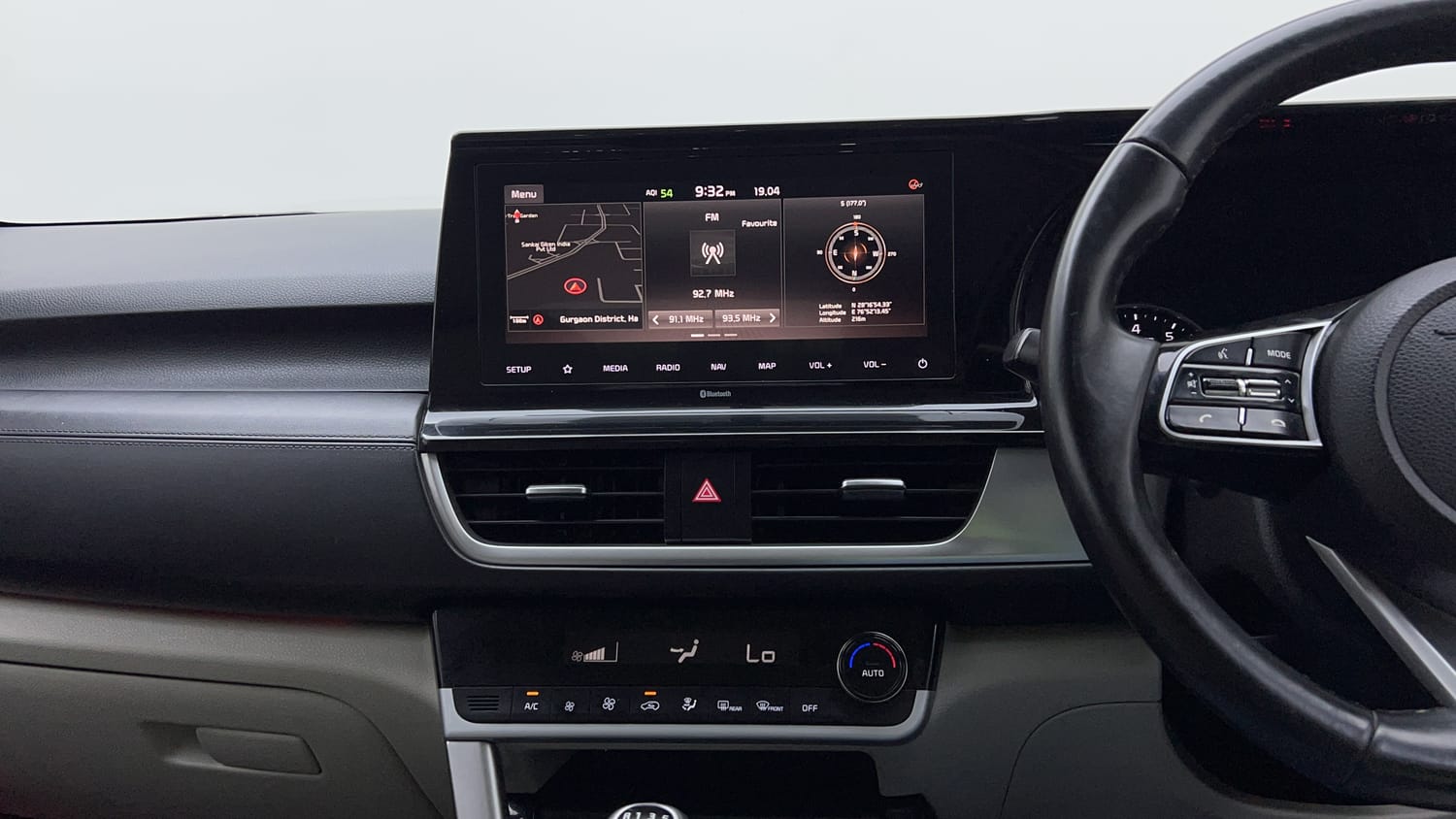 Used 2020 Kia Seltos HTX 1.5 Petrol Manual interior MUSIC SYSTEM & AC CONTROL VIEW