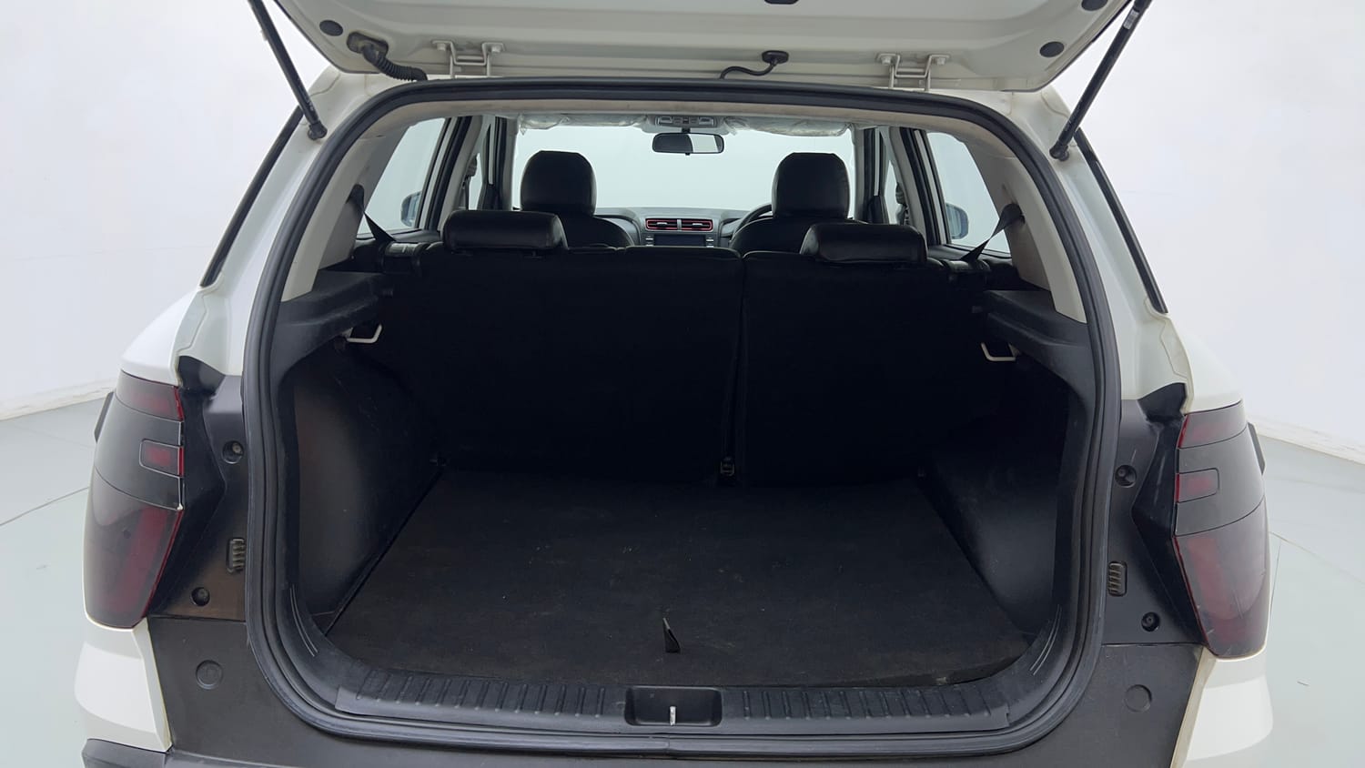 Used 2023 Hyundai Creta S Plus 1.5 Petrol Knight Petrol Manual interior DICKY INSIDE VIEW