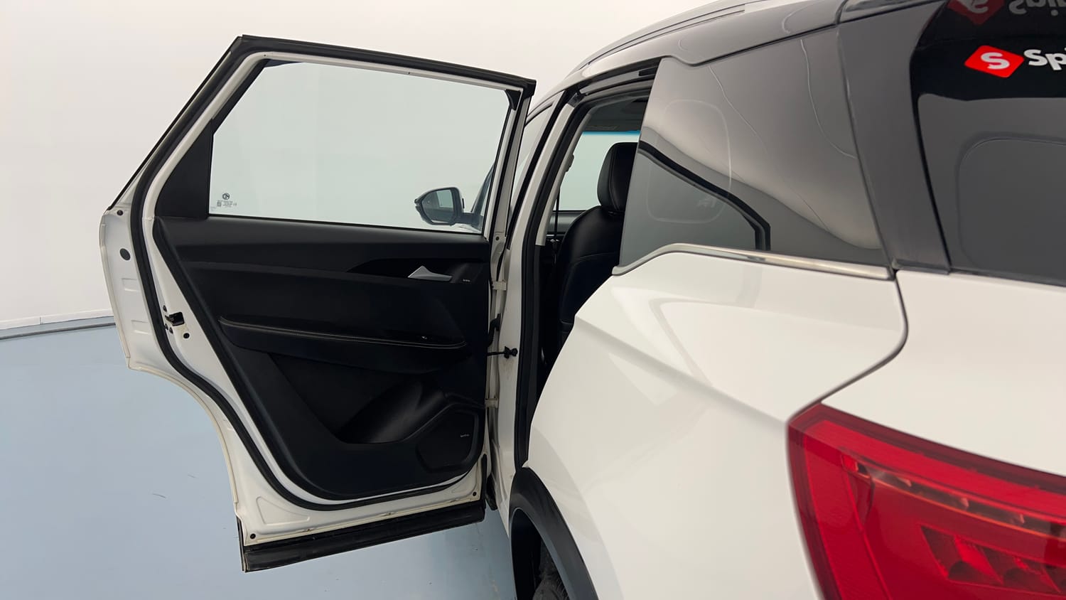 Used 2021 MG Motors Hector Sharp 2.0 Diesel Turbo MT Diesel Manual interior LEFT REAR DOOR OPEN VIEW