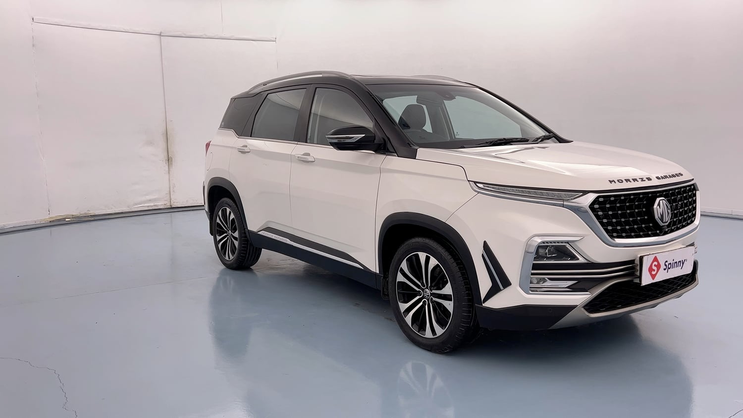 Used 2021 MG Motors Hector Sharp 2.0 Diesel Turbo MT Diesel Manual exterior RIGHT FRONT CORNER VIEW