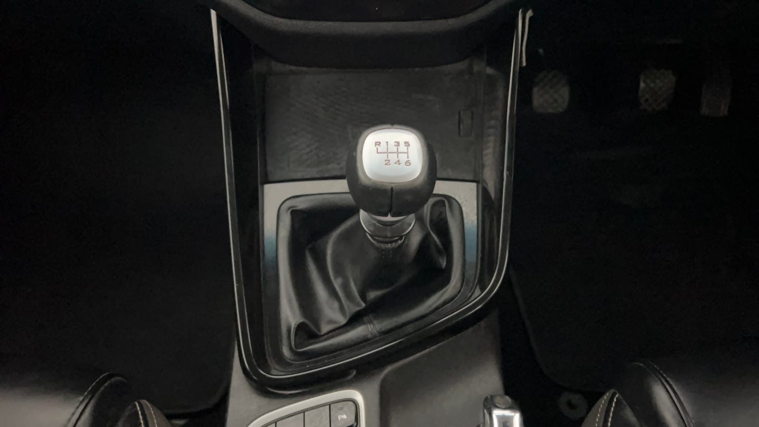 Used 2021 MG Motors Hector Sharp 2.0 Diesel Turbo MT Diesel Manual interior GEAR  KNOB VIEW