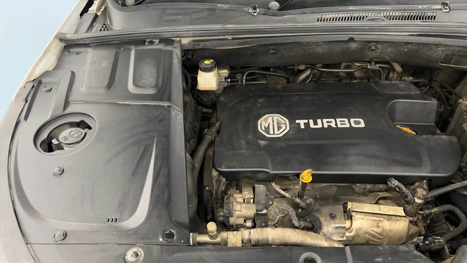 Used 2021 MG Motors Hector Sharp 2.0 Diesel Turbo MT Diesel Manual engine ENGINE RIGHT SIDE VIEW