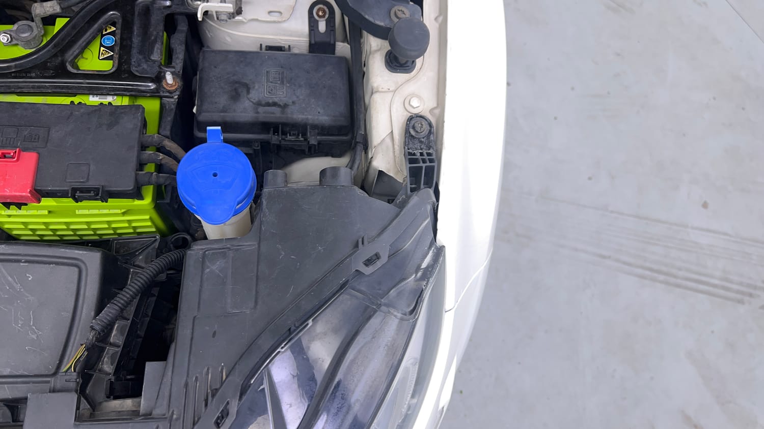 Used 2018 Ford EcoSport Titanium 1.5L Ti-VCT Petrol Manual engine ENGINE LEFT SIDE VIEW