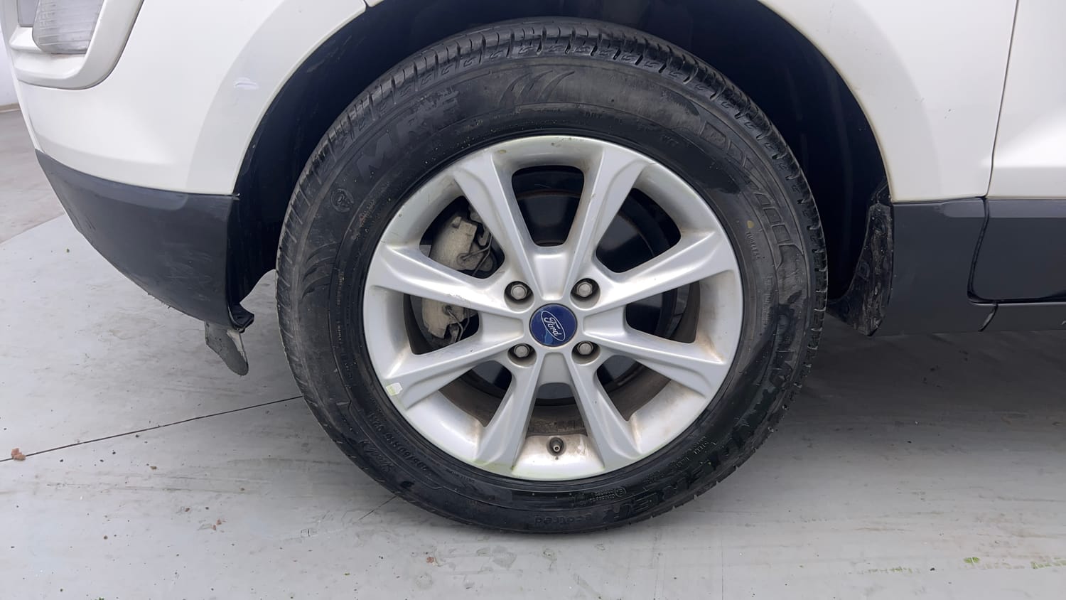 Used 2018 Ford EcoSport Titanium 1.5L Ti-VCT Petrol Manual tyres LEFT FRONT TYRE RIM VIEW