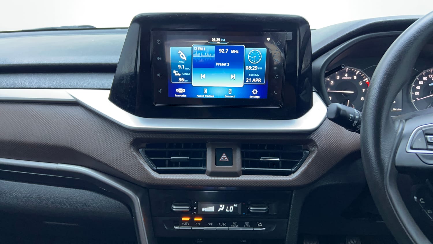 Used 2023 Maruti Suzuki Brezza ZXi Petrol Manual interior MUSIC SYSTEM & AC CONTROL VIEW
