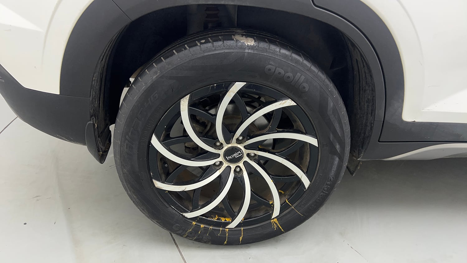 Used 2023 Hyundai Creta SX 1.5 Diesel Diesel Manual tyres RIGHT REAR TYRE RIM VIEW
