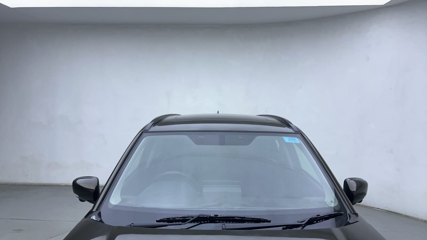 Used 2023 Toyota Urban Cruiser Hyryder V NeoDrive Petrol Manual exterior FRONT WINDSHIELD VIEW