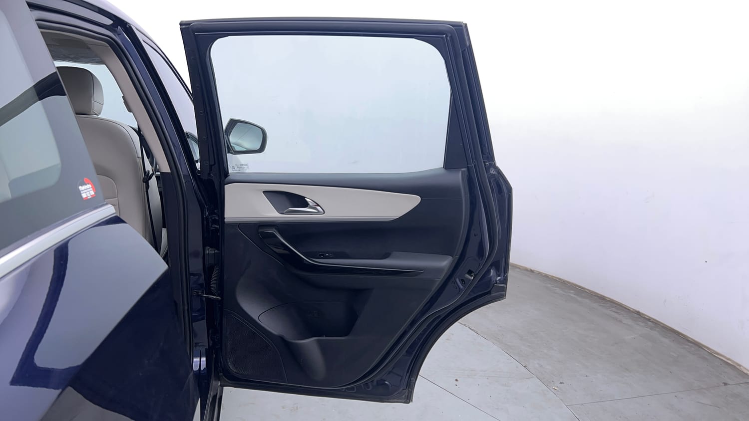Used 2021 Mahindra XUV700 AX 7 Petrol AT Luxury Pack 7 STR Petrol Automatic interior RIGHT REAR DOOR OPEN VIEW
