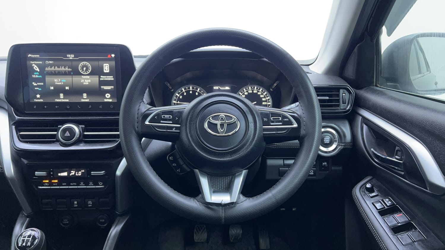Used 2023 Toyota Urban Cruiser Hyryder V NeoDrive Petrol Manual interior STEERING VIEW