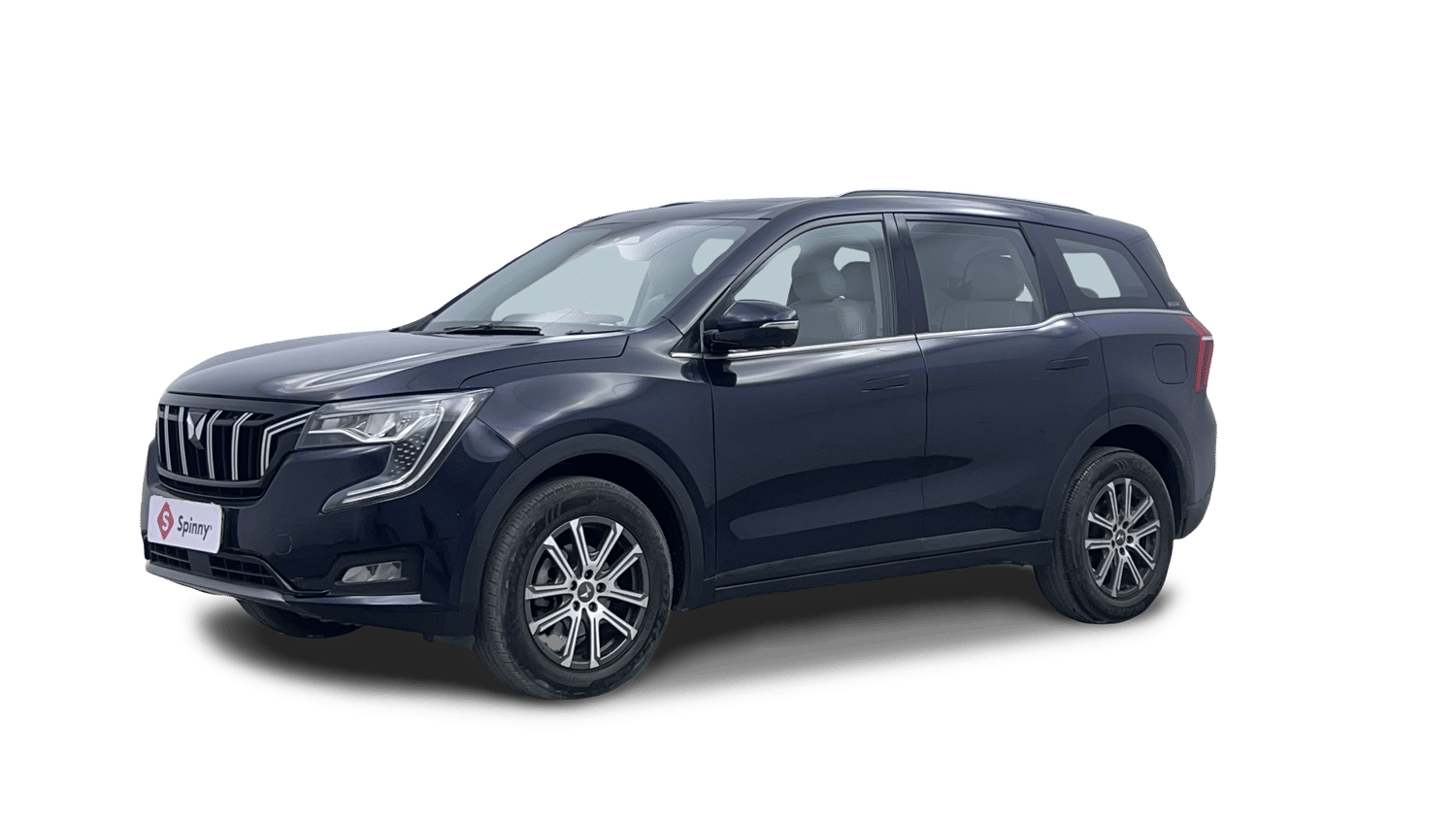Used 2021 Mahindra XUV700 AX 7 Petrol AT Luxury Pack 7 STR Petrol Automatic Image