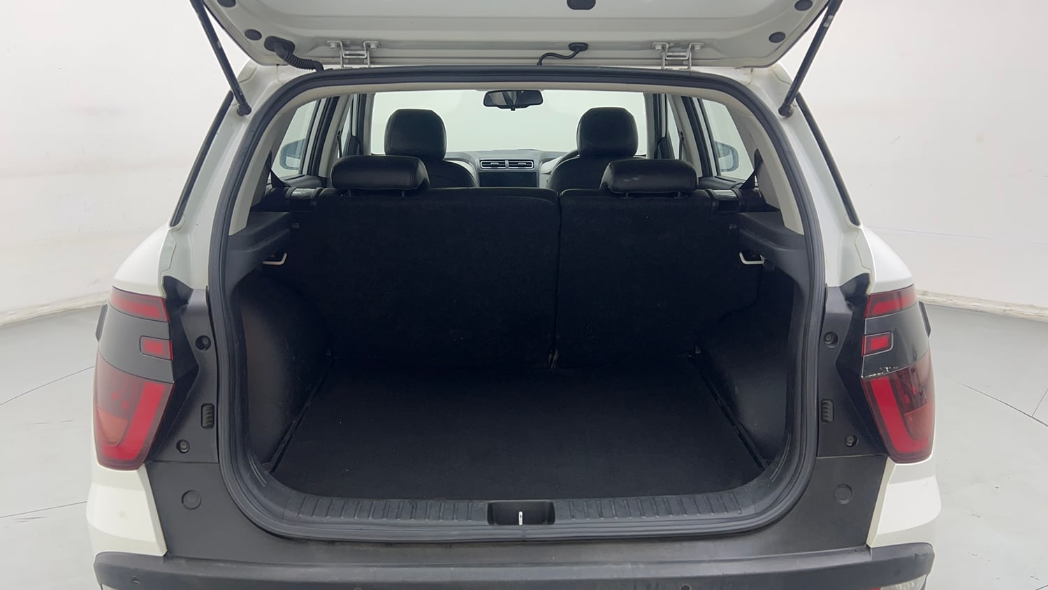Used 2023 Hyundai Creta SX 1.5 Diesel Diesel Manual interior DICKY INSIDE VIEW