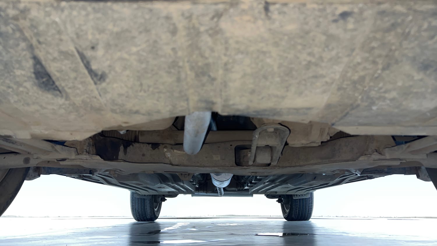 Used 2023 Maruti Suzuki Brezza ZXi Petrol Manual extra FRONT LEFT UNDERBODY VIEW