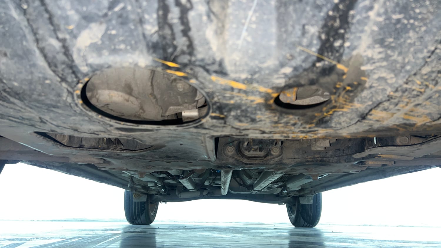 Used 2023 Hyundai Creta SX 1.5 Diesel Diesel Manual extra FRONT LEFT UNDERBODY VIEW