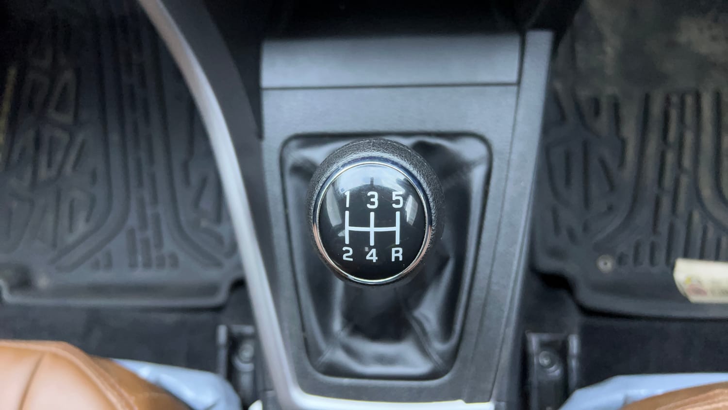 Used 2023 Maruti Suzuki Brezza ZXi Petrol Manual interior GEAR  KNOB VIEW