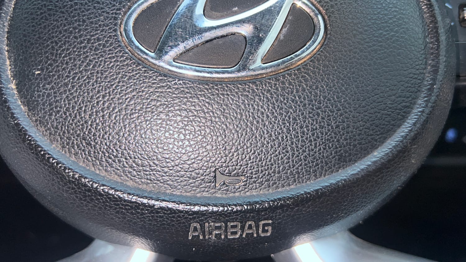 Used 2023 Hyundai Creta SX 1.5 Diesel Diesel Manual top_features Airbags