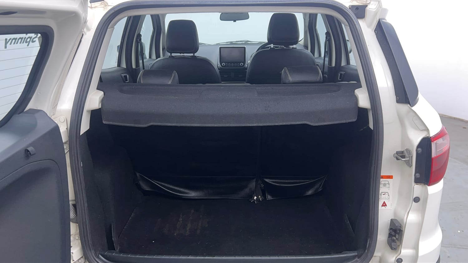 Used 2018 Ford EcoSport Titanium 1.5L Ti-VCT Petrol Manual interior DICKY INSIDE VIEW