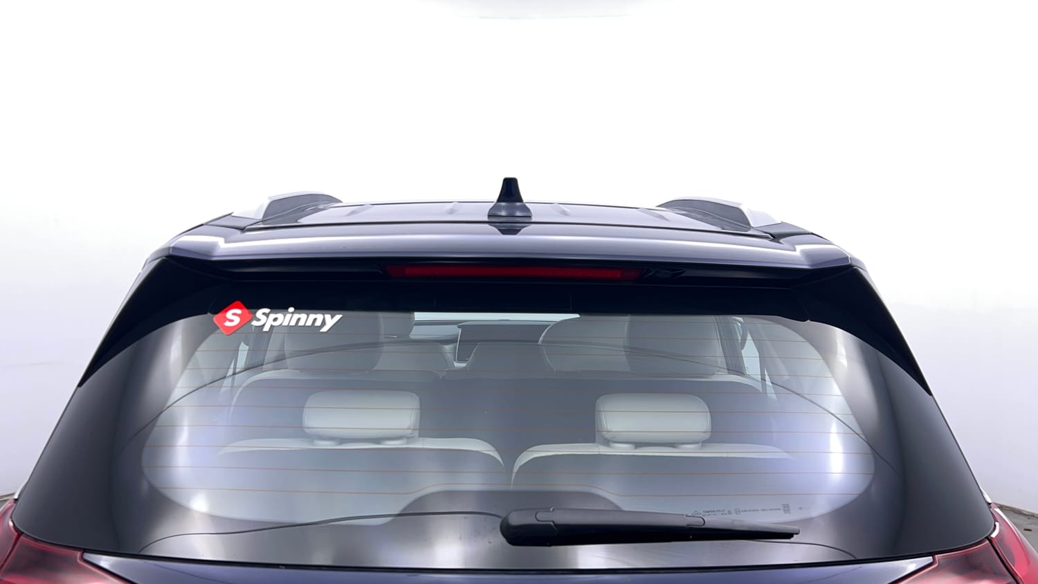 Used 2021 Mahindra XUV700 AX 7 Petrol AT Luxury Pack 7 STR Petrol Automatic exterior BACK WINDSHIELD VIEW