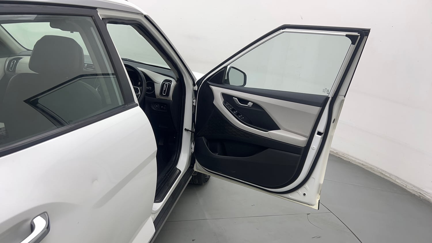 Used 2023 Hyundai Creta SX 1.5 Diesel Diesel Manual interior RIGHT FRONT DOOR OPEN VIEW