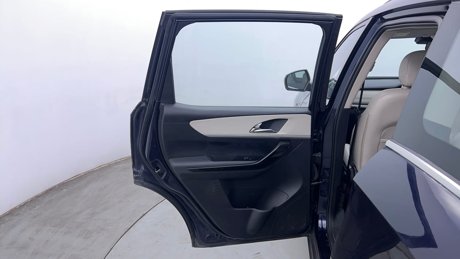 Used 2021 Mahindra XUV700 AX 7 Petrol AT Luxury Pack 7 STR Petrol Automatic interior LEFT REAR DOOR OPEN VIEW