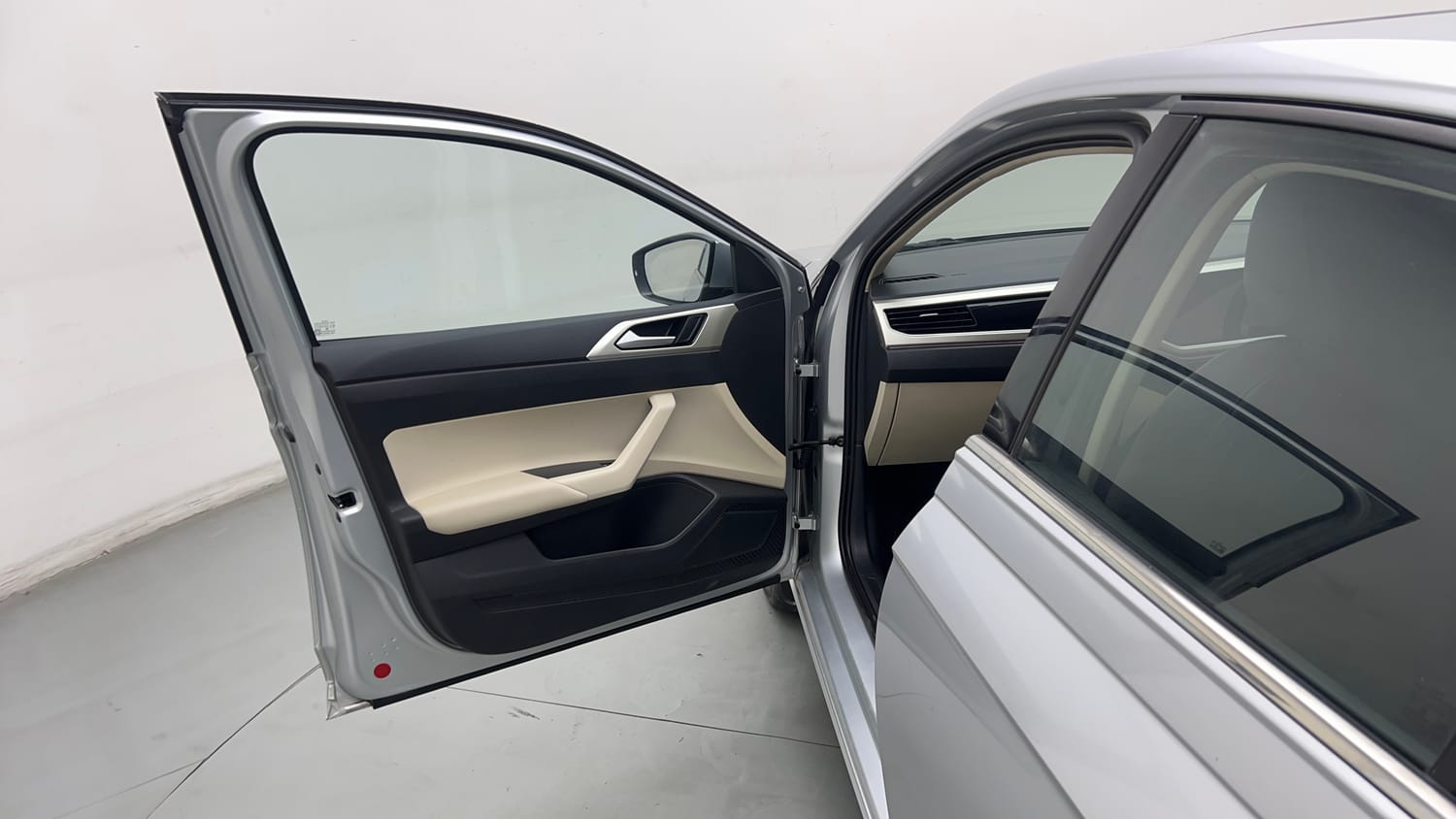 2023 Volkswagen Virtus Topline 1.0 TSI AT-21