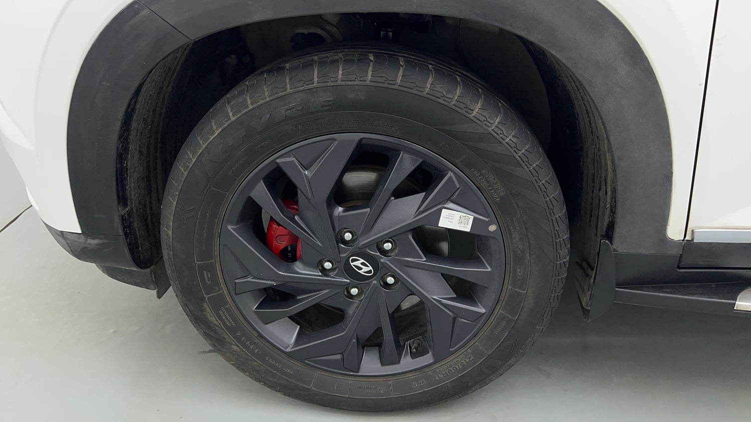 Used 2023 Hyundai Creta SX (O) 1.5 Petrol IVT Knight Petrol Automatic tyres LEFT FRONT TYRE RIM VIEW