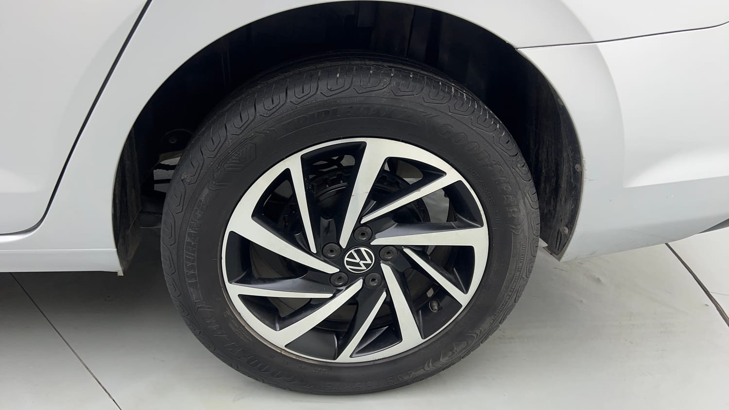 2023 Volkswagen Virtus Topline 1.0 TSI AT-35