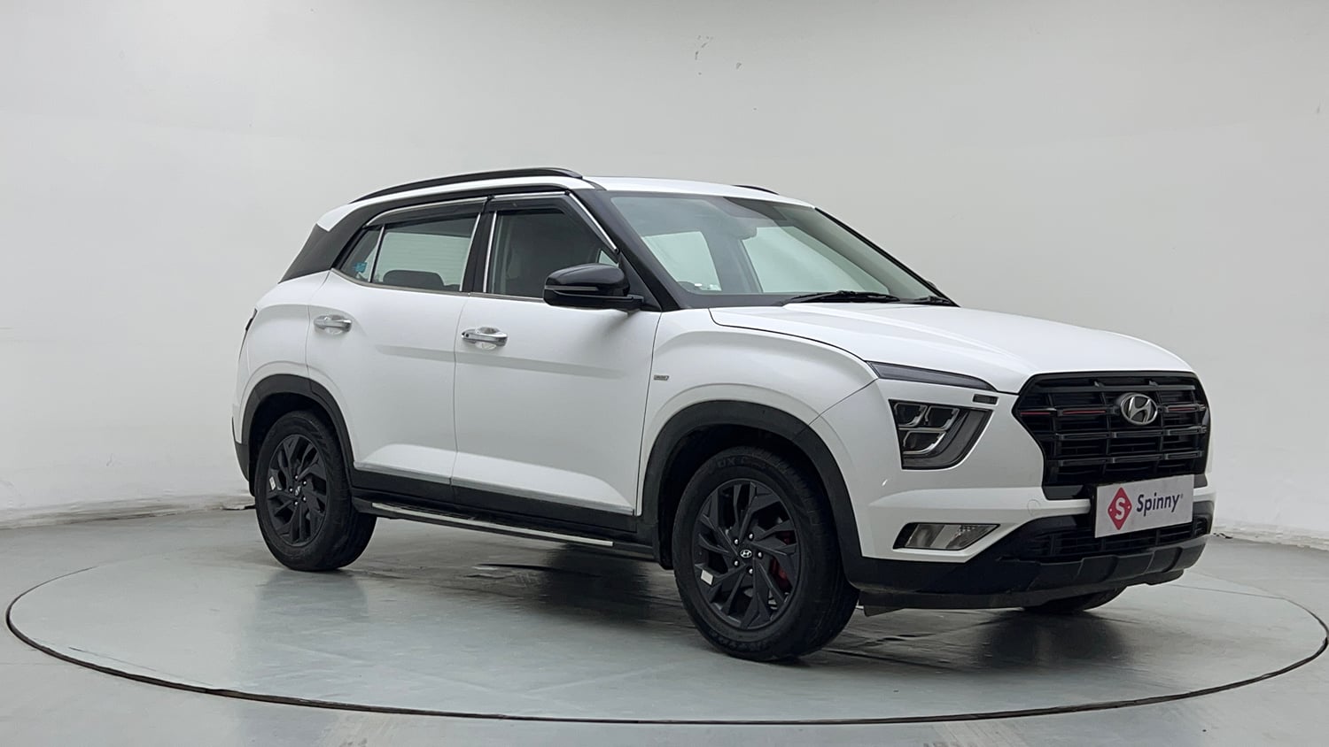 Used 2023 Hyundai Creta SX (O) 1.5 Petrol IVT Knight Petrol Automatic exterior RIGHT FRONT CORNER VIEW