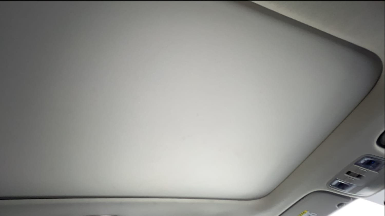 Used 2023 Hyundai Creta SX (O) 1.5 Petrol IVT Knight Petrol Automatic top_features Sunroof