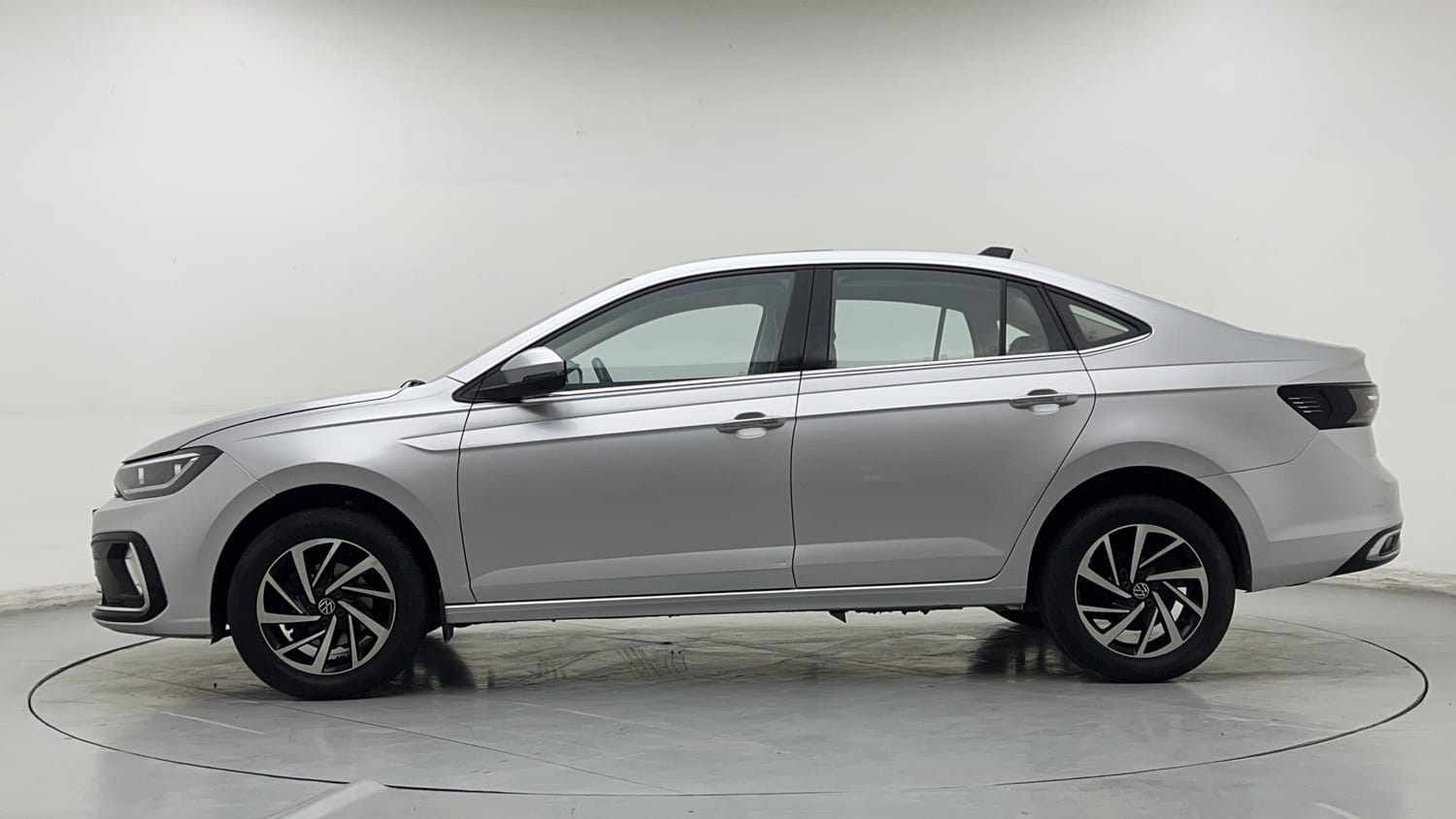 2023 Volkswagen Virtus Topline 1.0 TSI AT-1