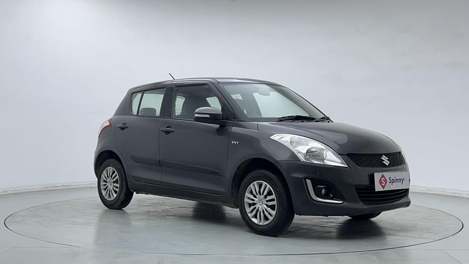 Used 2016 Maruti Suzuki Swift VXi Petrol Manual exterior RIGHT FRONT CORNER VIEW