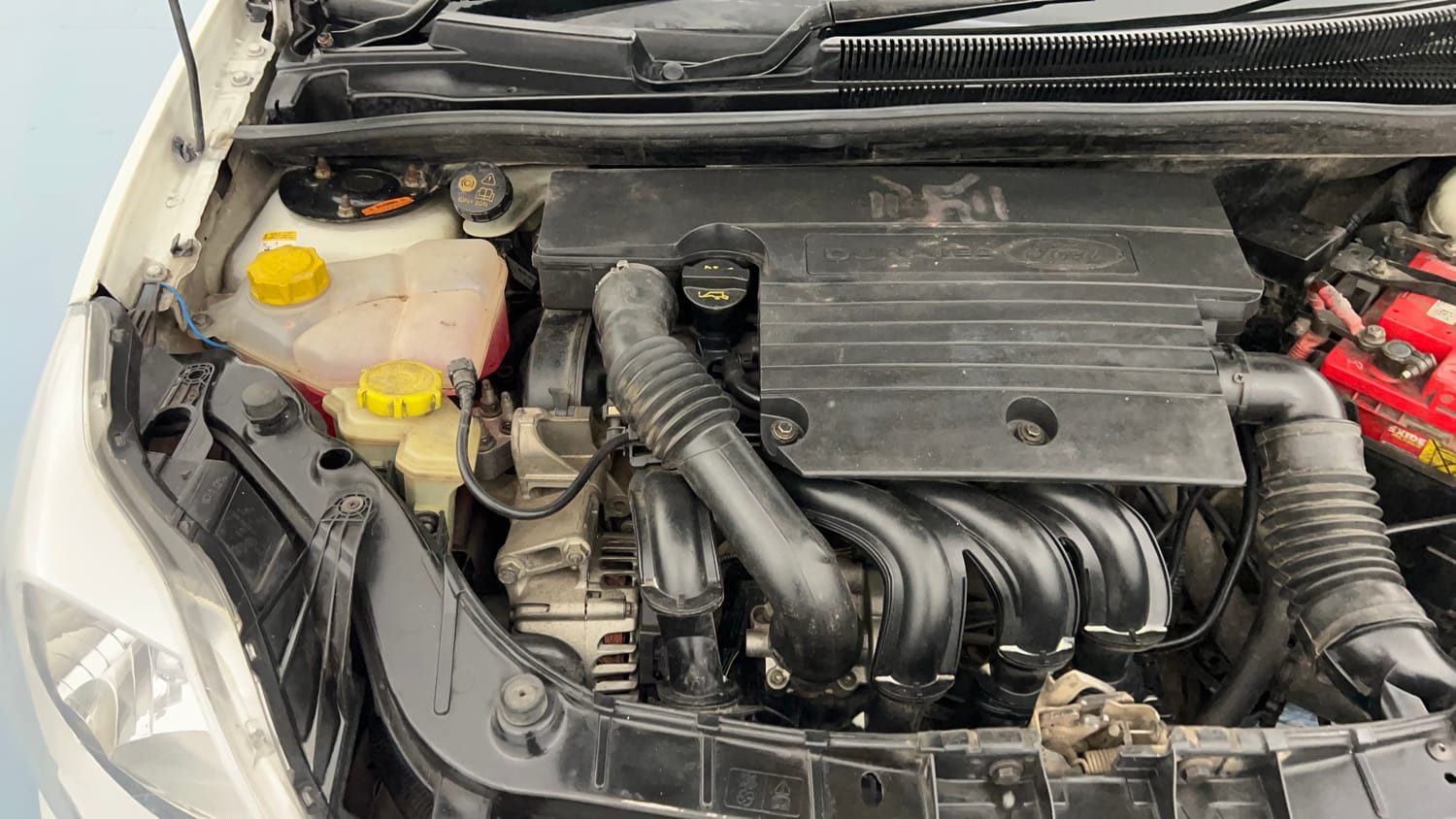 Used 2017 Ford Figo Duratec Petrol EXI 1.2 Petrol Manual engine ENGINE RIGHT SIDE VIEW