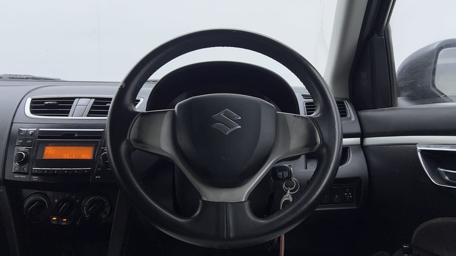 Used 2016 Maruti Suzuki Swift VXi Petrol Manual interior STEERING VIEW