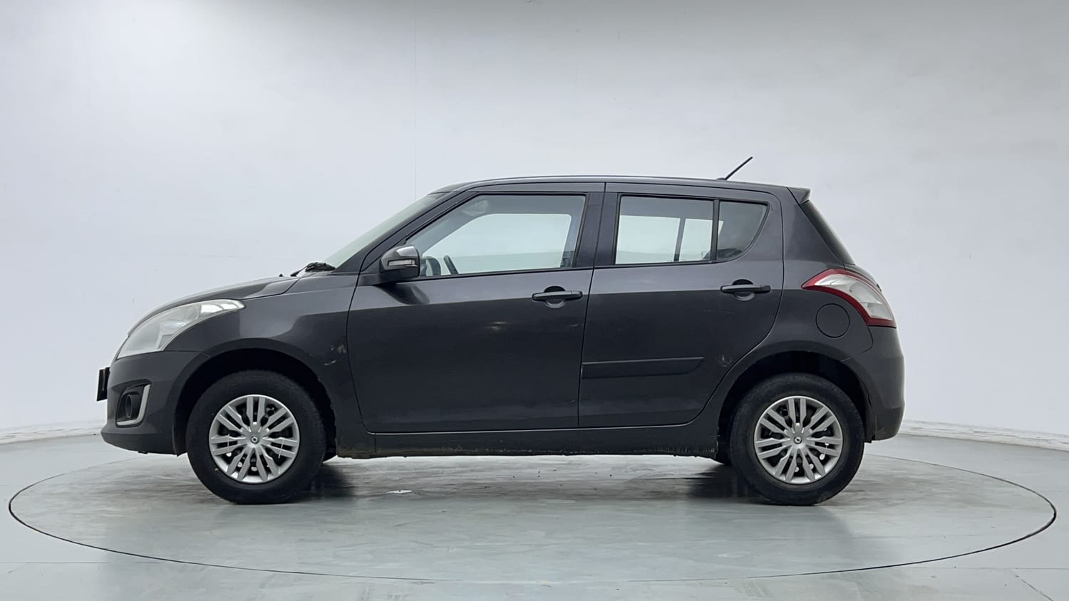 Used 2016 Maruti Suzuki Swift VXi Petrol Manual exterior LEFT SIDE VIEW