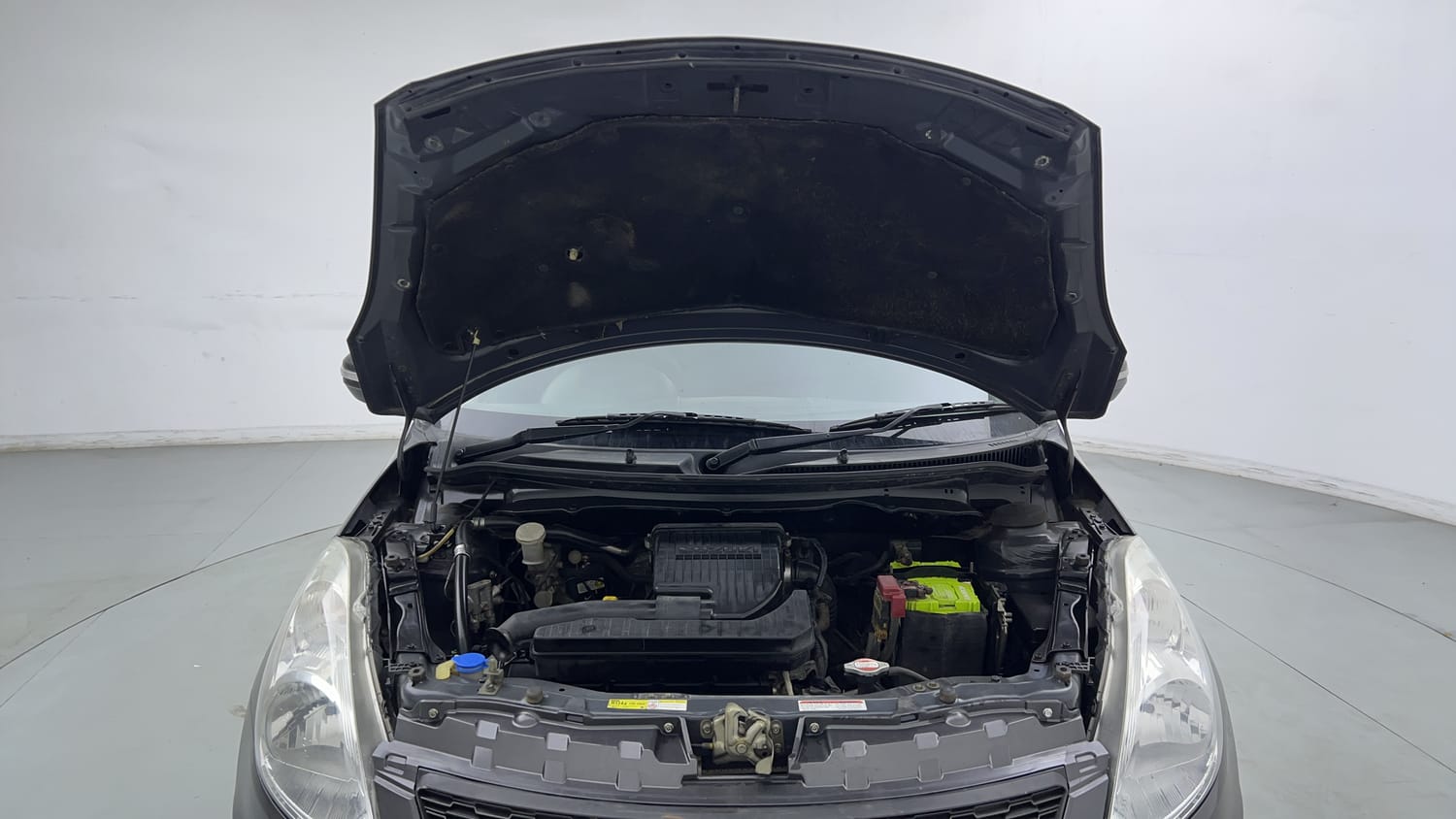 Used 2016 Maruti Suzuki Swift VXi Petrol Manual engine ENGINE & BONNET OPEN FRONT VIEW