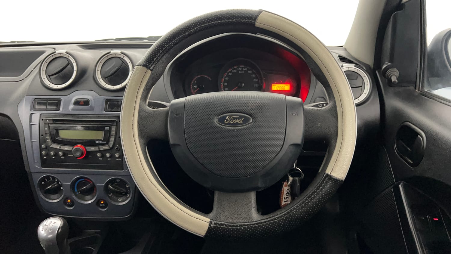 Used 2017 Ford Figo Duratec Petrol EXI 1.2 Petrol Manual interior STEERING VIEW
