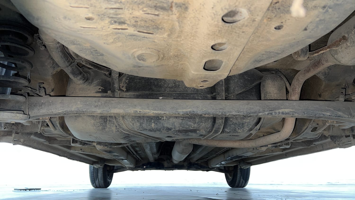 Used 2016 Maruti Suzuki Swift VXi Petrol Manual extra REAR UNDERBODY VIEW (TAKEN FROM REAR)