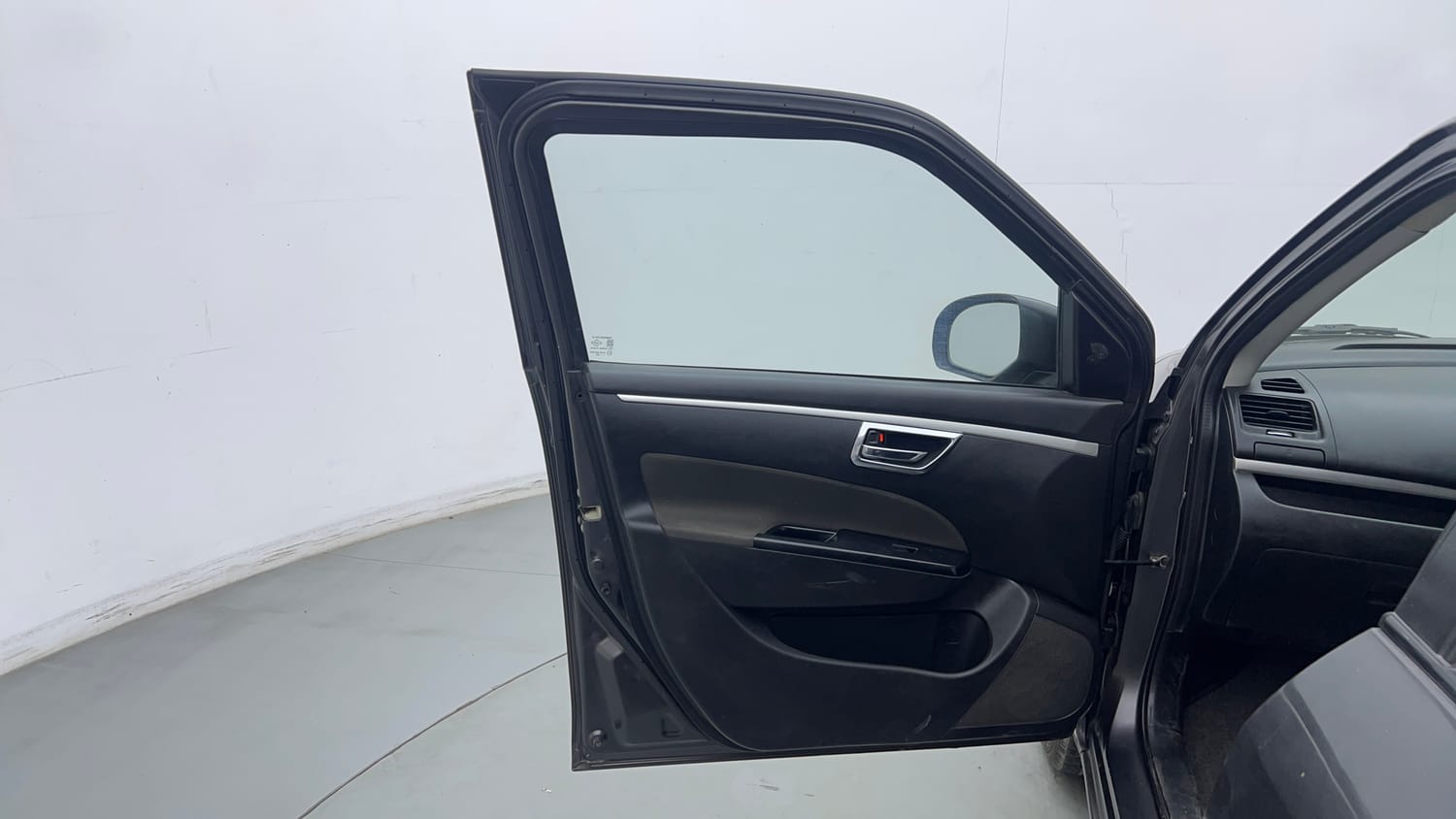 Used 2016 Maruti Suzuki Swift VXi Petrol Manual interior LEFT FRONT DOOR OPEN VIEW