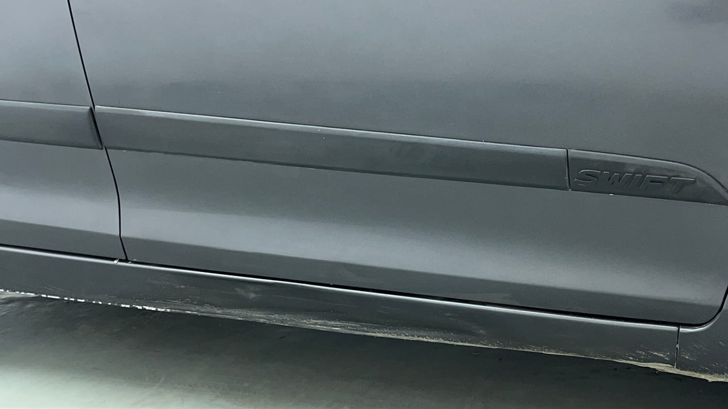 Used 2016 Maruti Suzuki Swift VXi Petrol Manual dents MINOR SCRATCH