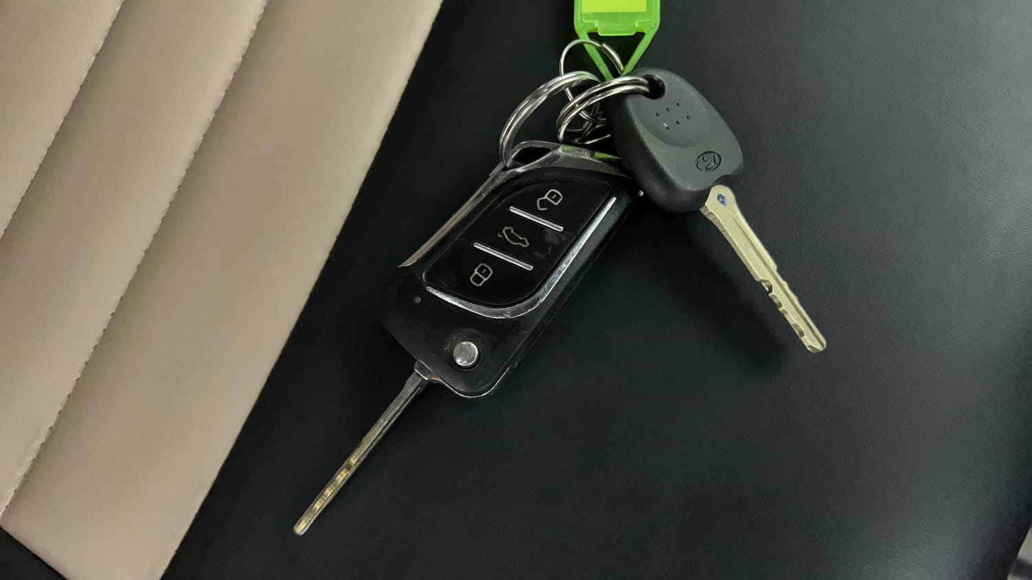 Used 2018 Hyundai Grand i10 Sportz 1.2 Kappa VTVT Petrol Manual extra CAR KEY VIEW