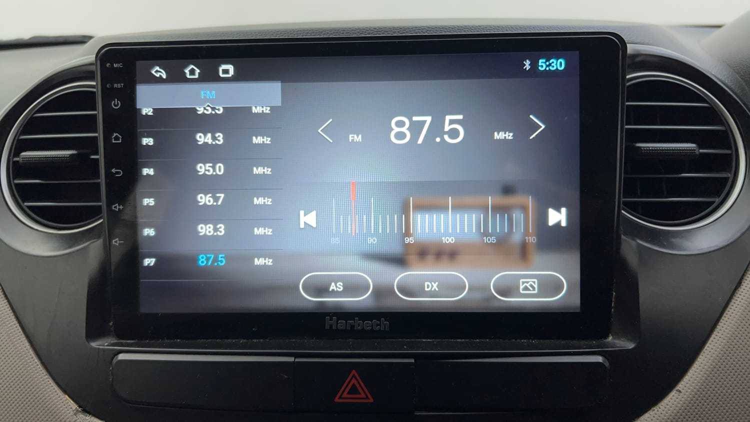 Used 2018 Hyundai Grand i10 Sportz 1.2 Kappa VTVT Petrol Manual top_features Integrated (in-dash) music system