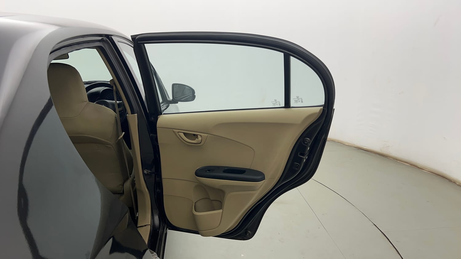 Used 2015 Honda Amaze 1.2 S i-VTEC Petrol Manual interior RIGHT REAR DOOR OPEN VIEW