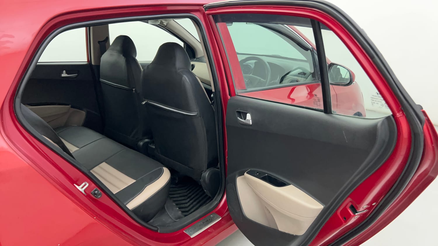 Used 2018 Hyundai Grand i10 Sportz 1.2 Kappa VTVT Petrol Manual interior RIGHT SIDE REAR DOOR CABIN VIEW