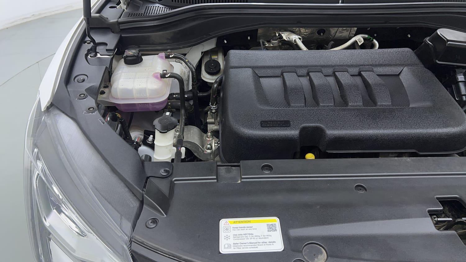 2023 Mahindra XUV700 AX 5 Diesel AT 5 STR-29