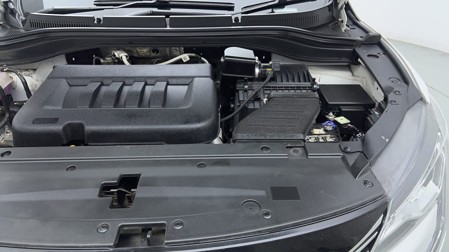 2023 Mahindra XUV700 AX 5 Diesel AT 5 STR-28
